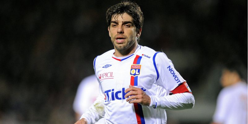 Lyon với nhạc trưởng Juninho đã có chuỗi 7 mùa giải vô địch Ligue 1 liên tiếp